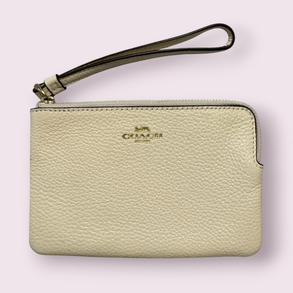 Coach Pebbled Leather Wristlet Zip Pouch Cream Gold Hardware